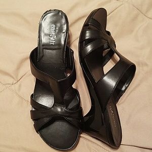 NWD East 5th black wedge sandal 8M